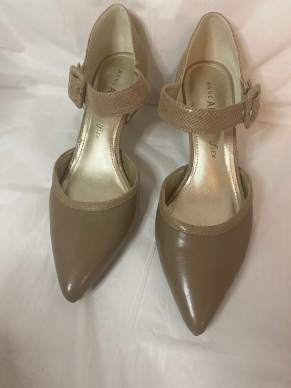 AK Anne Klein iFlex Taupe Tan Mary Jane D’Orsay Pointed Toe Pumps Heels Size 6.5